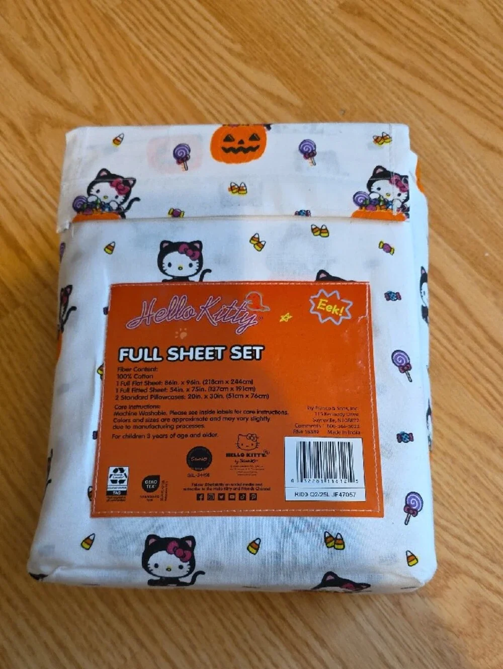 Hello Kitty Halloween Full Sheet Set